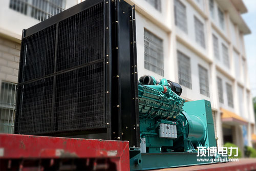 康明斯500千瓦柴油發(fā)電機(jī)多少錢？