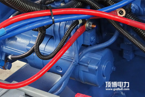 帕金斯發(fā)電機組機油里有水？高手的3種方法處理！