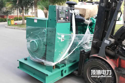 康明斯發(fā)動機